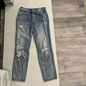 Lucky brand perfect condition blue ripped jeans! Size 26 women’s